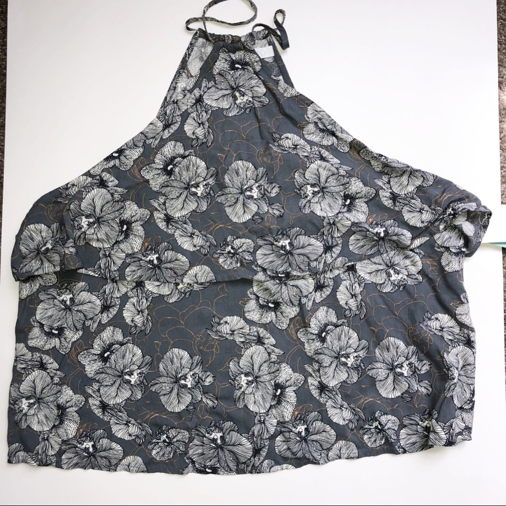 Abound floral print tank top. Medium